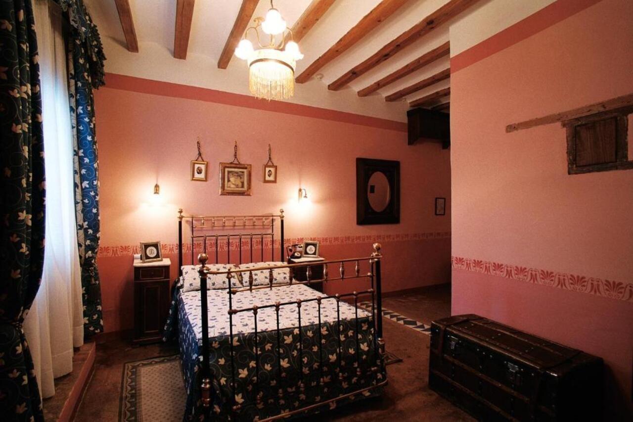 Hospederia Meson De La Dolores Calatayud Værelse billede